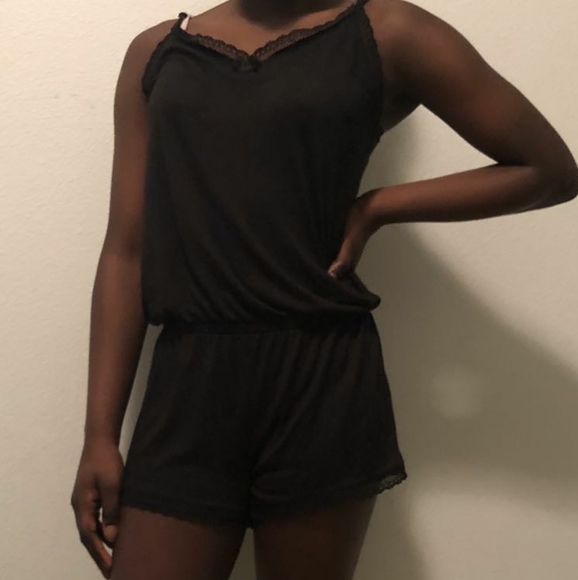 Romper - Picture 2 of 3